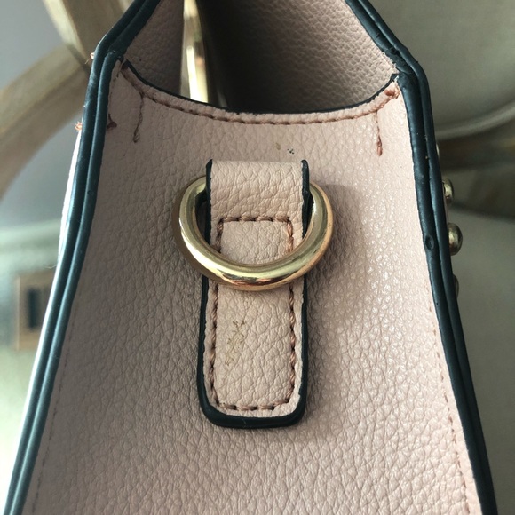 Handbag/Crossbody with Matching Wallet/Wristlet - Picture 7 of 8